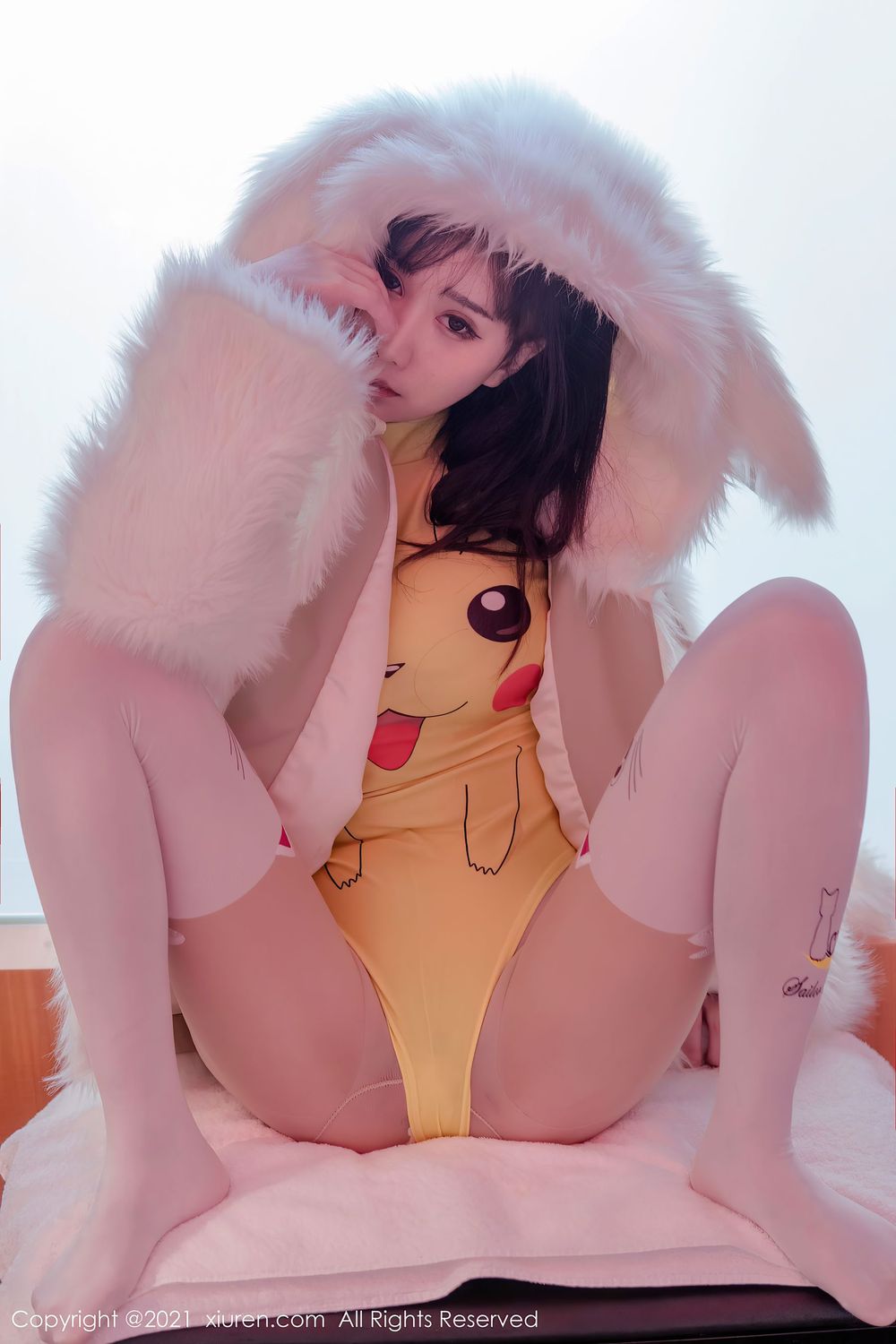 [XIUREN秀人网] 卡哇伊女孩小果冻儿jelly – 大眼好胸柔韧拍摄性感写真 No.2988