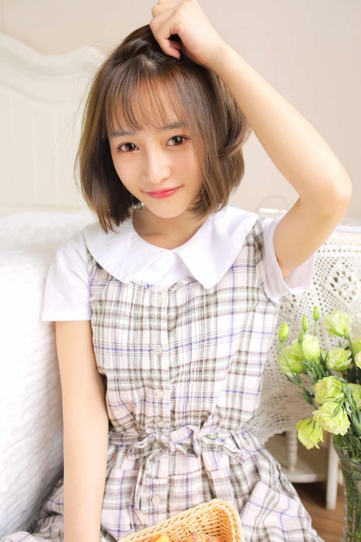 元气少女齐脖短发清纯动人套图